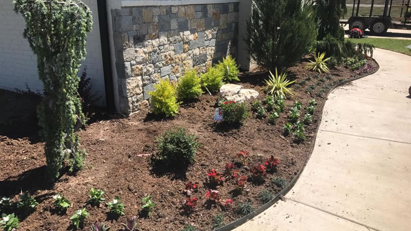 Landscaping Tips To Sell Your Tulsa, Oklahoma Home